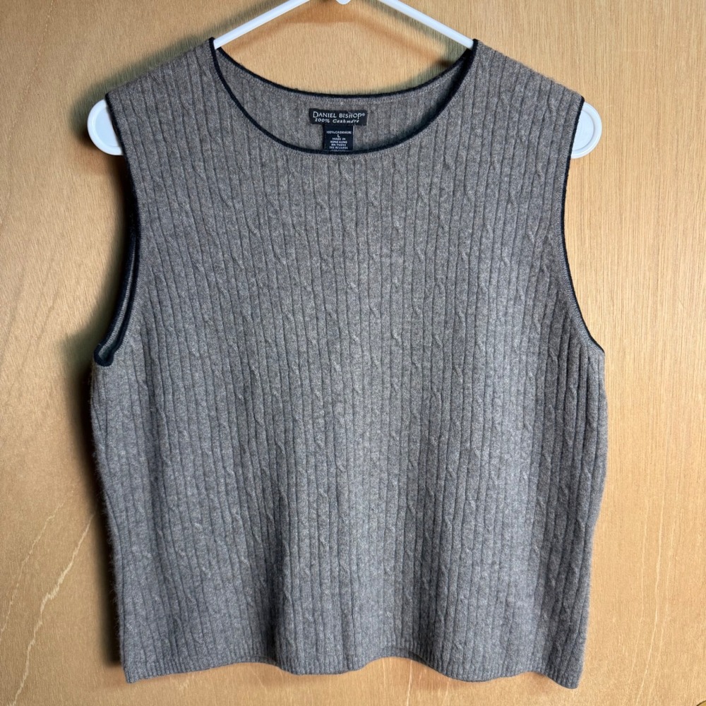 Daniel Bishop 100% Cashmere Cable Knit Sweater Vest Taupe Brown Womens Large